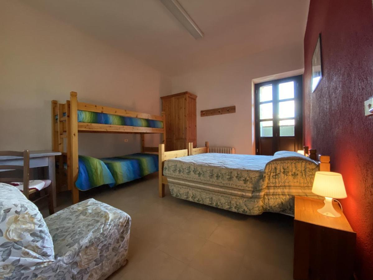 Chalet Della Luna Claviere Bagian luar foto