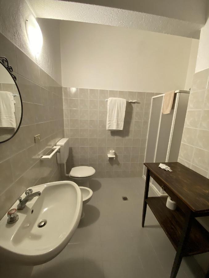 Chalet Della Luna Claviere Bagian luar foto