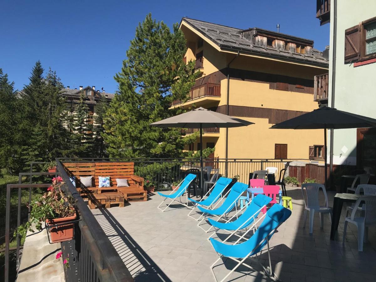 Chalet Della Luna Claviere Bagian luar foto