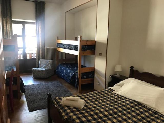 Chalet Della Luna Claviere Bagian luar foto