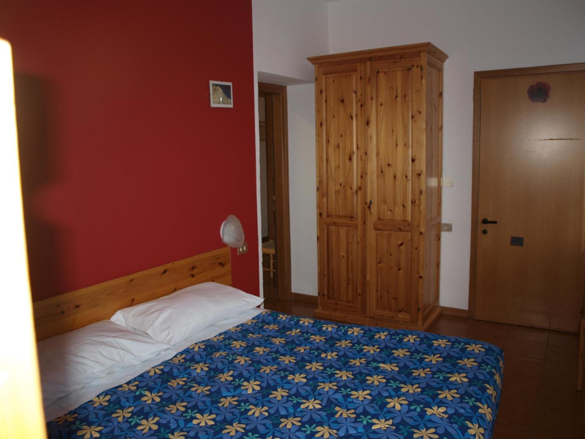 Chalet Della Luna Claviere Bagian luar foto